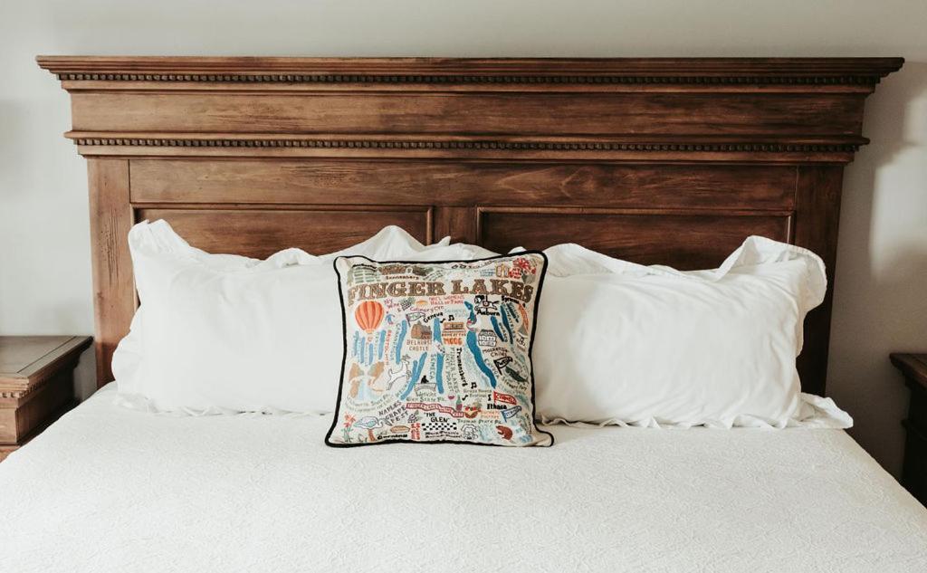 Hotel The Bond 1835 Skaneateles Esterno foto
